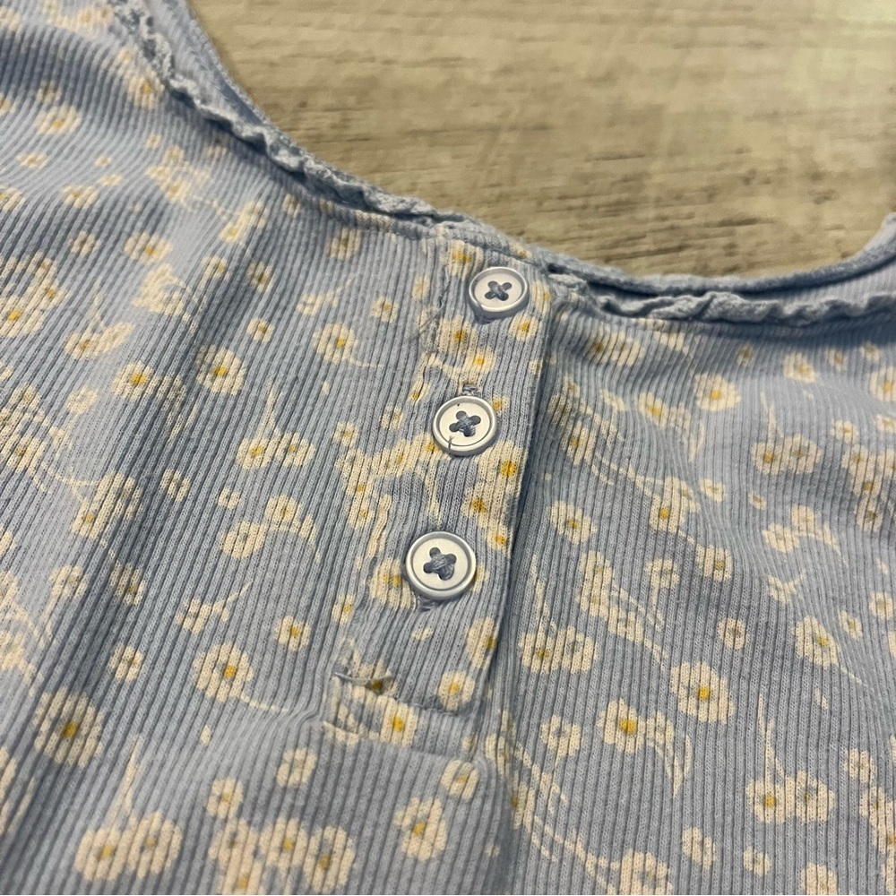 Aeropostal Blue floral tank top size large - Picture 2 of 4
